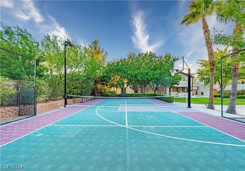 10726 Hawes End Court