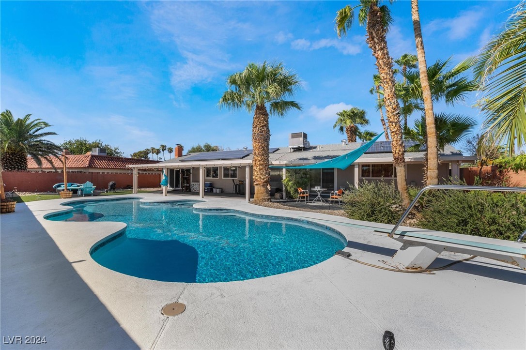 4238 Greenhill Drive