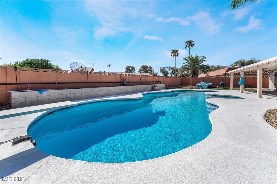 4238 Greenhill Drive