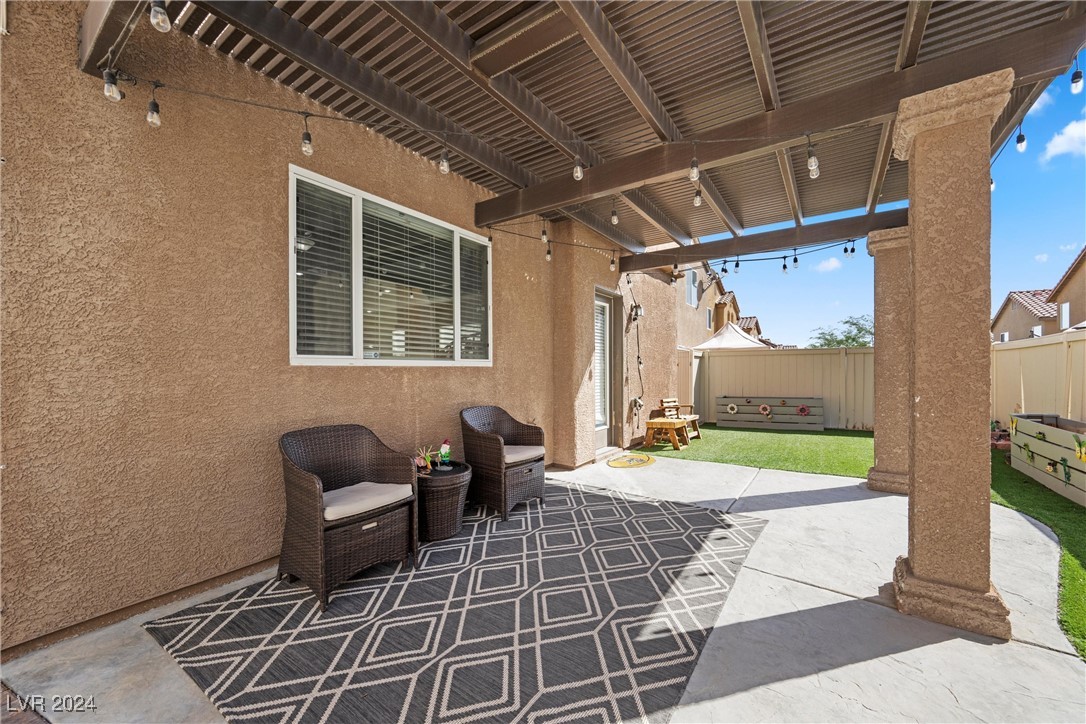 9389 Black Wolf Avenue