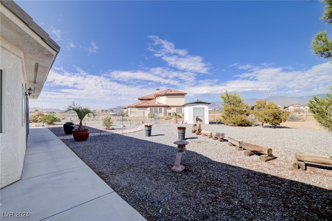 3851 Tumbleweed Avenue