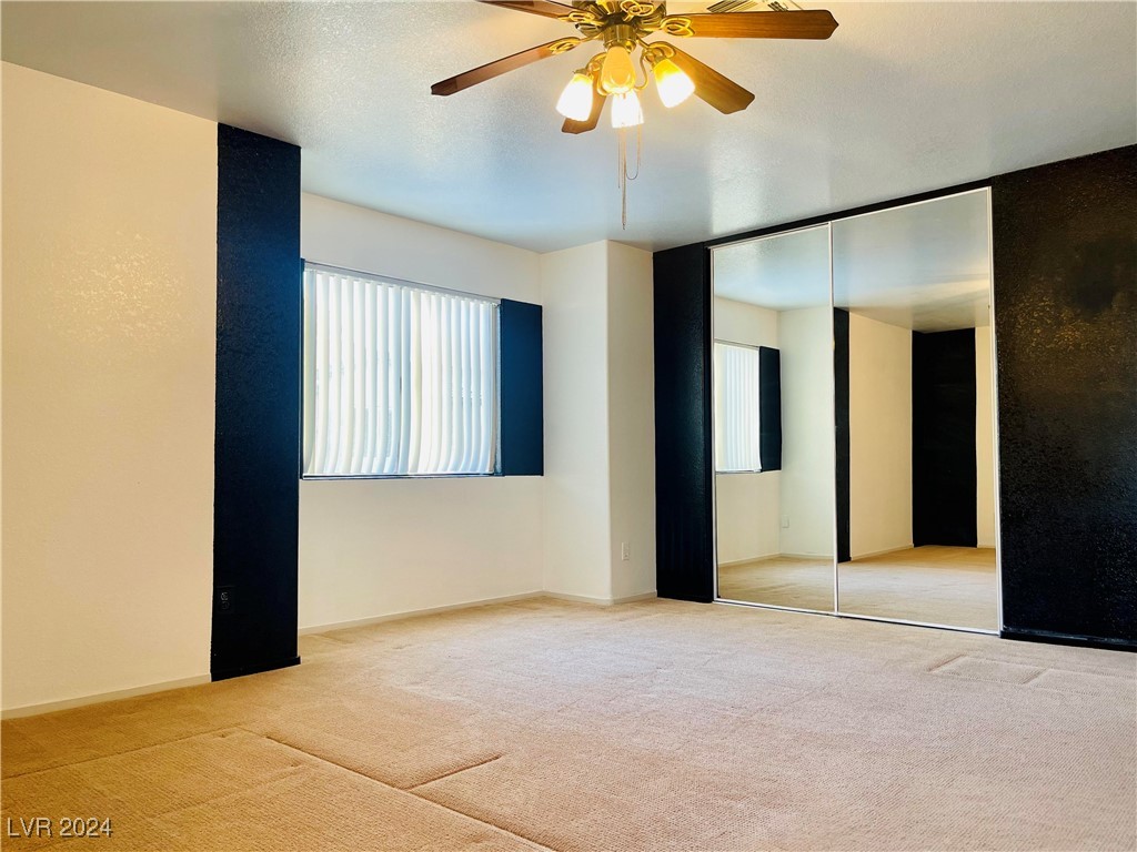 5589 Open Court
