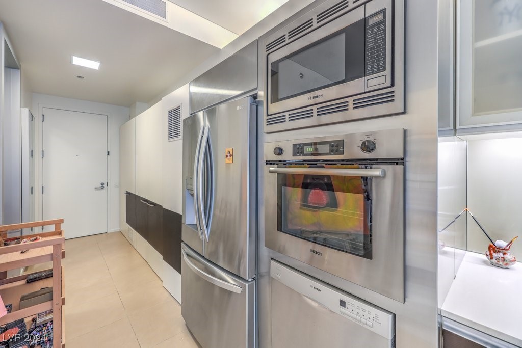 3722 Las Vegas Boulevard 610
