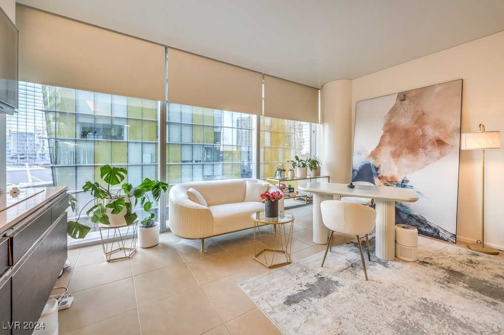 3722 Las Vegas Boulevard 610
