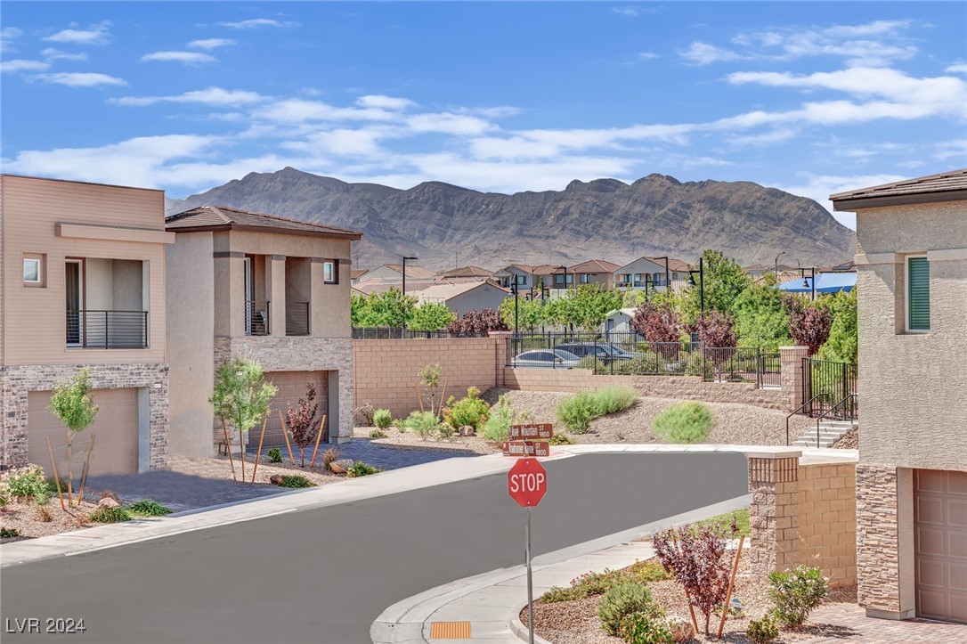 8826 Roadrunner Ravine Street