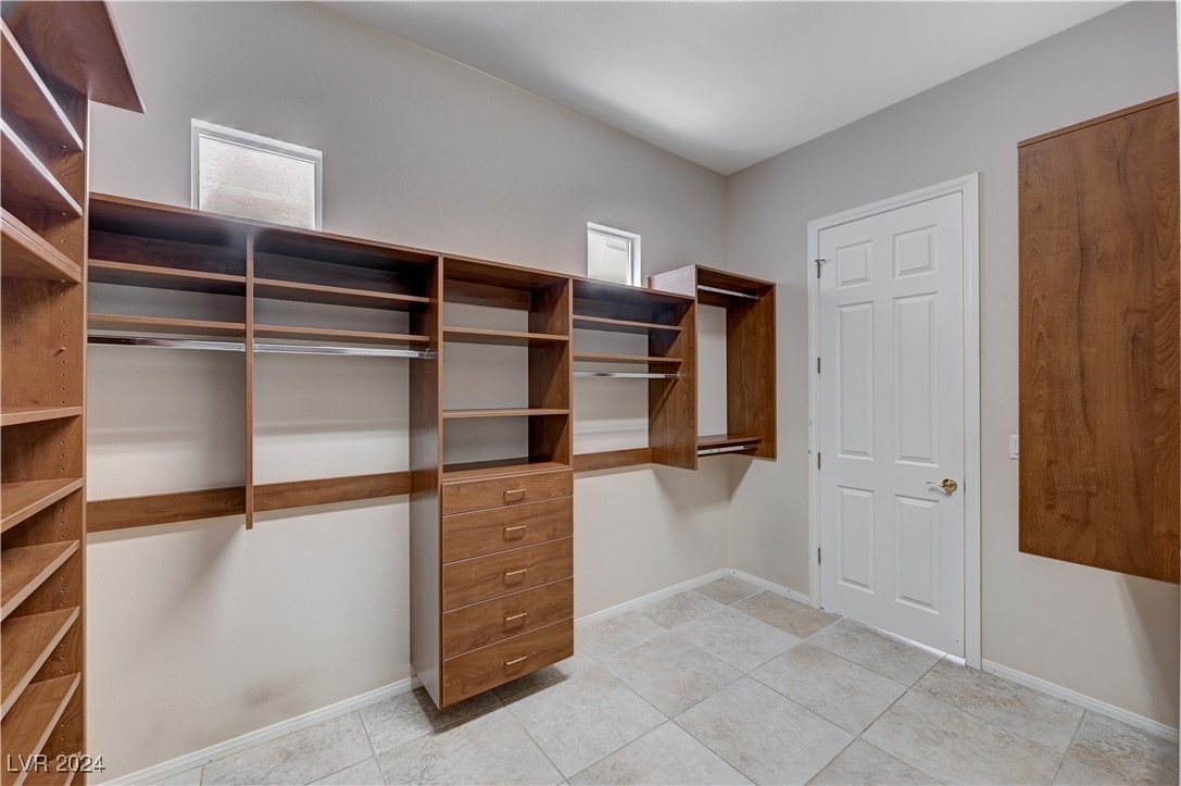 5354 Altadonna Avenue