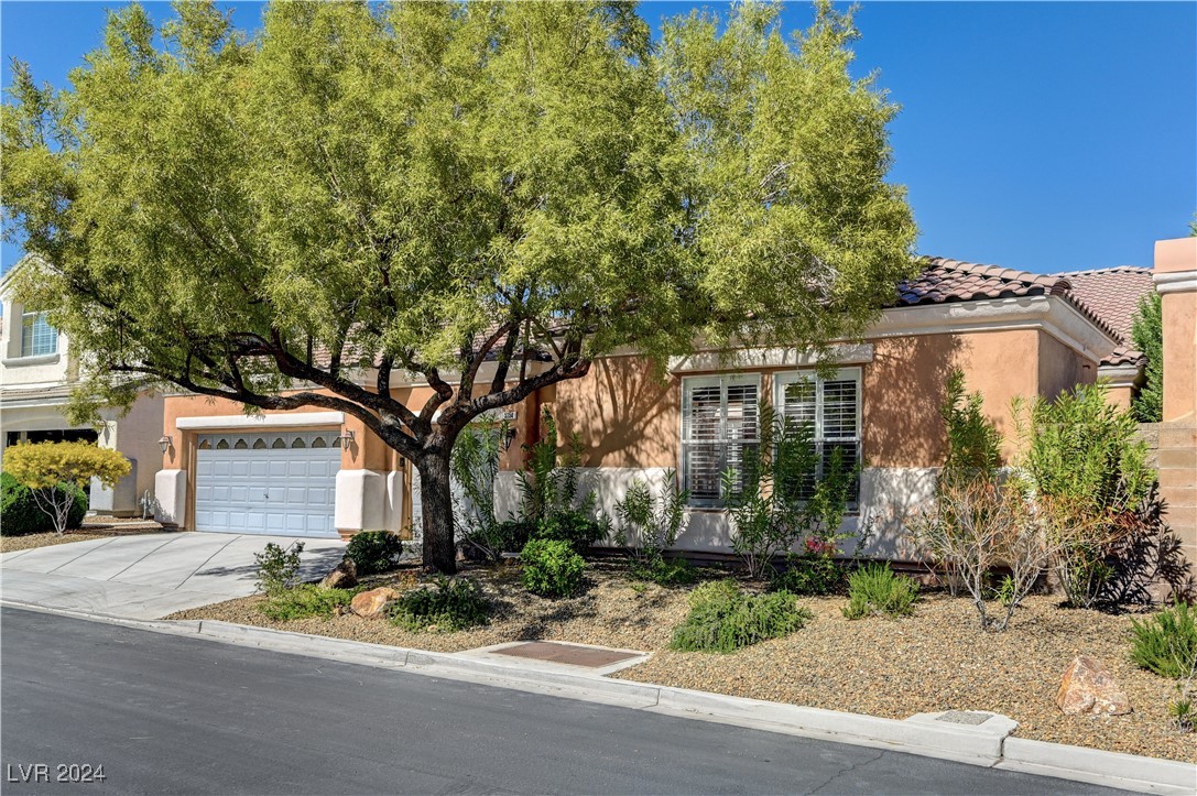 5354 Altadonna Avenue