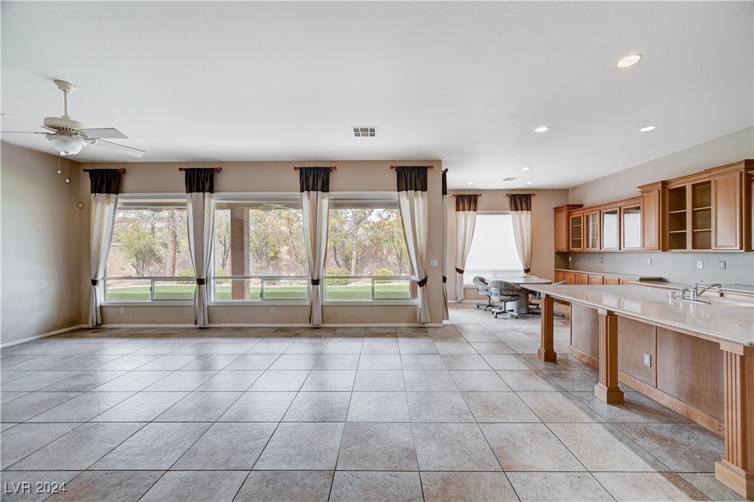 5354 Altadonna Avenue