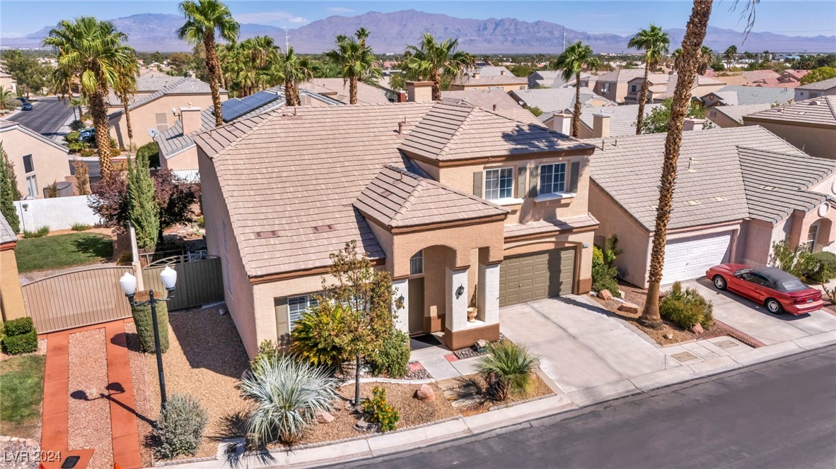 8212 Cornwall Avenue