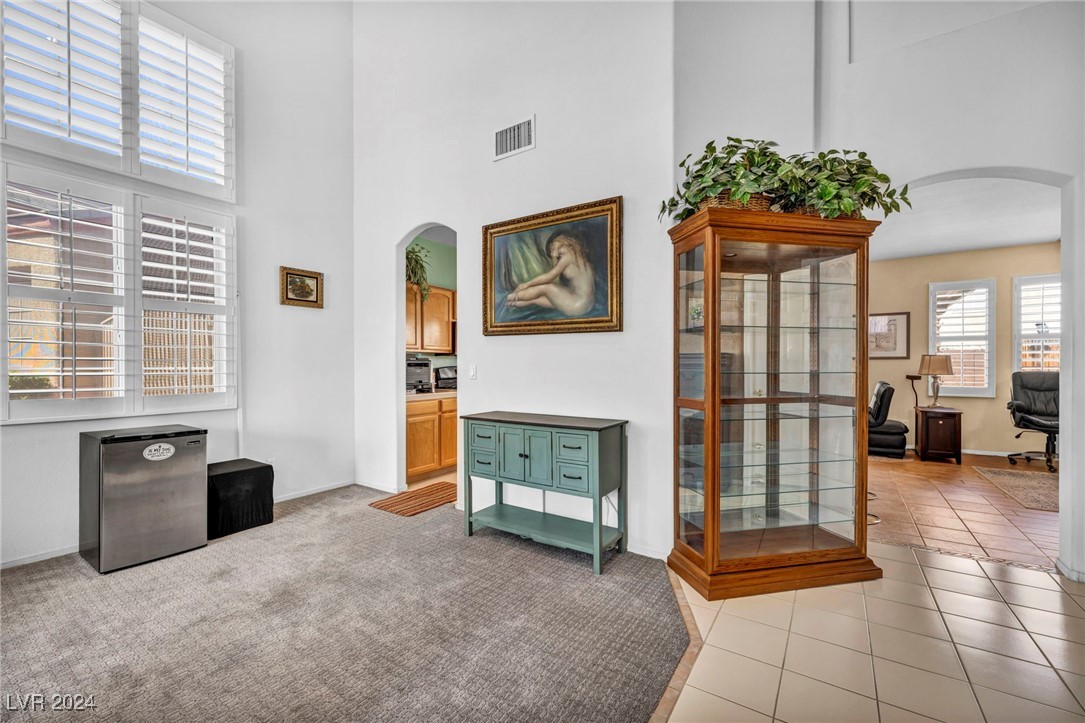 8212 Cornwall Avenue