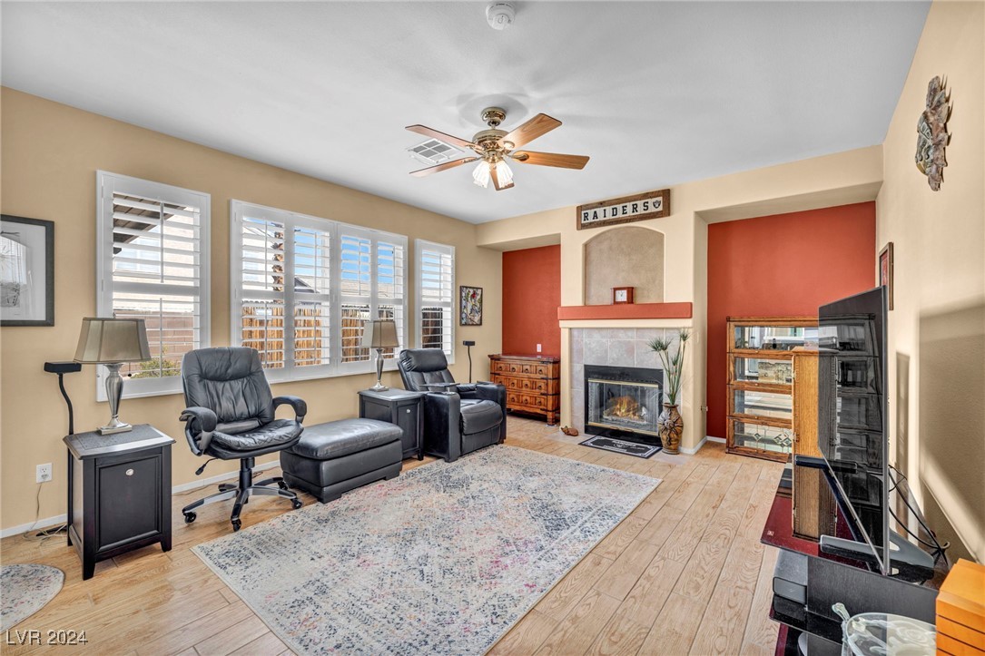 8212 Cornwall Avenue