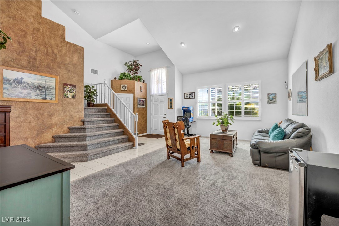 8212 Cornwall Avenue