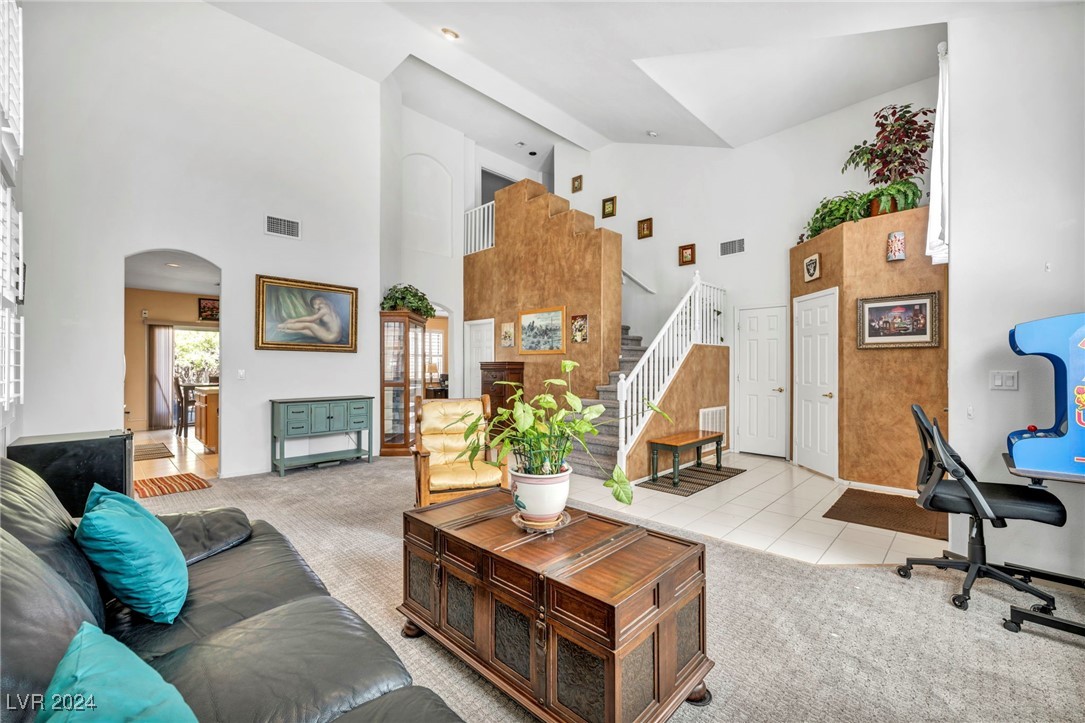 8212 Cornwall Avenue