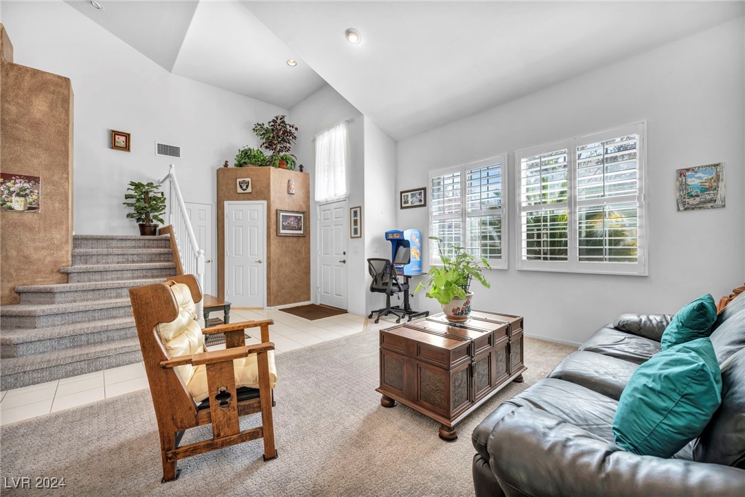 8212 Cornwall Avenue