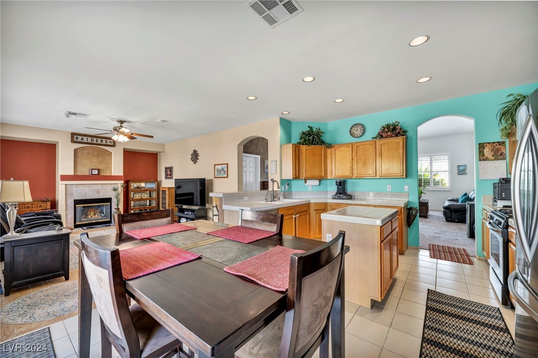 8212 Cornwall Avenue