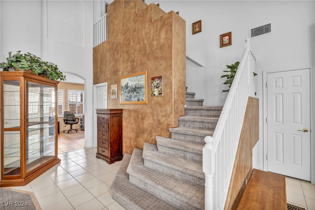 8212 Cornwall Avenue