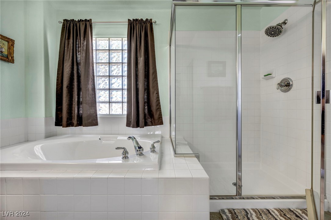 8212 Cornwall Avenue