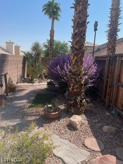 8212 Cornwall Avenue