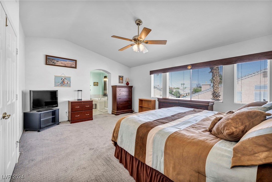 8212 Cornwall Avenue