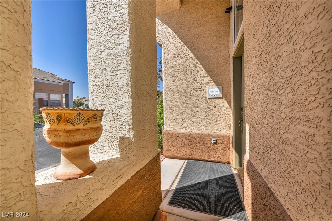 8212 Cornwall Avenue