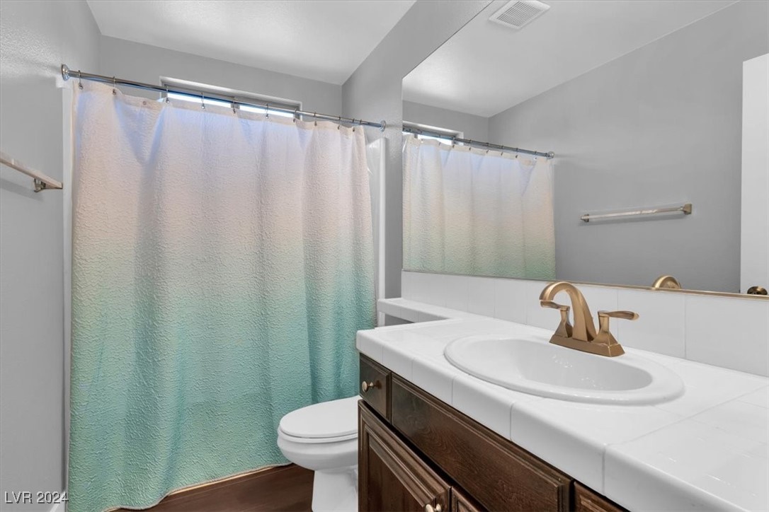 1941 Bluff Knoll Court