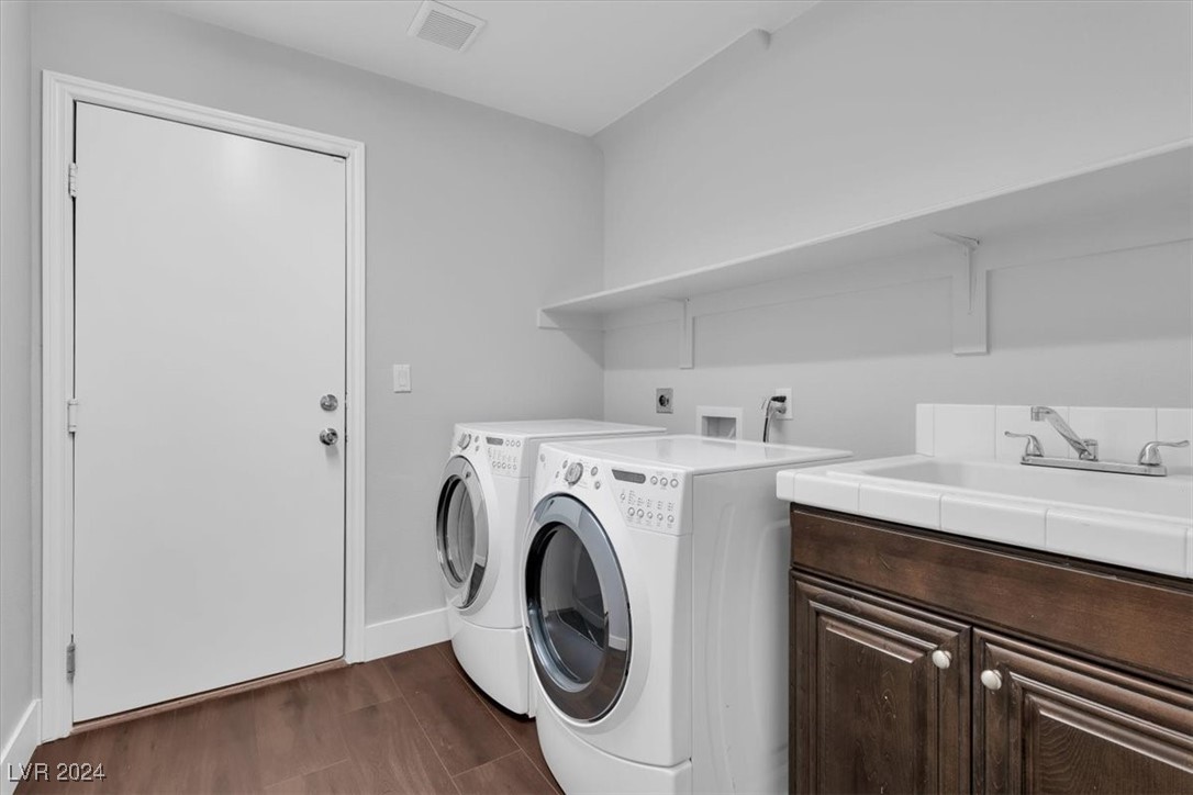 1941 Bluff Knoll Court