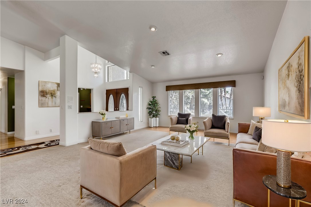 2812 East Viking Road