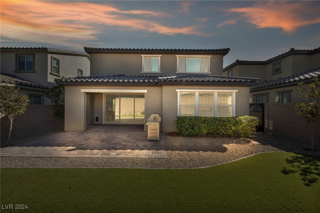 3334 Molinos Drive