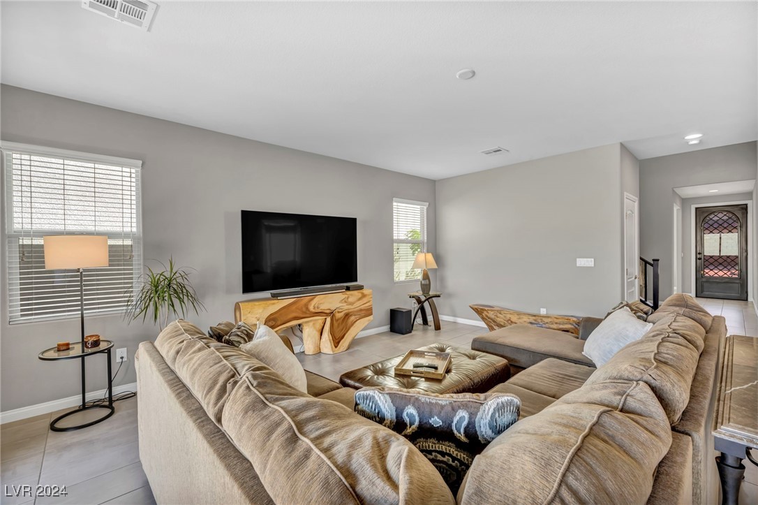 3334 Molinos Drive