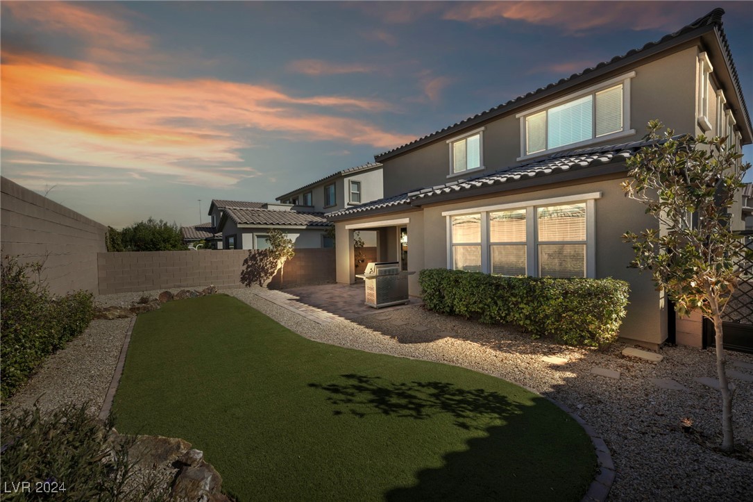 3334 Molinos Drive