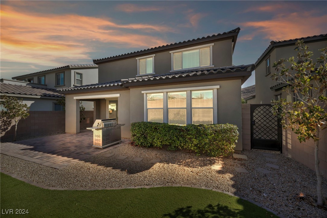 3334 Molinos Drive