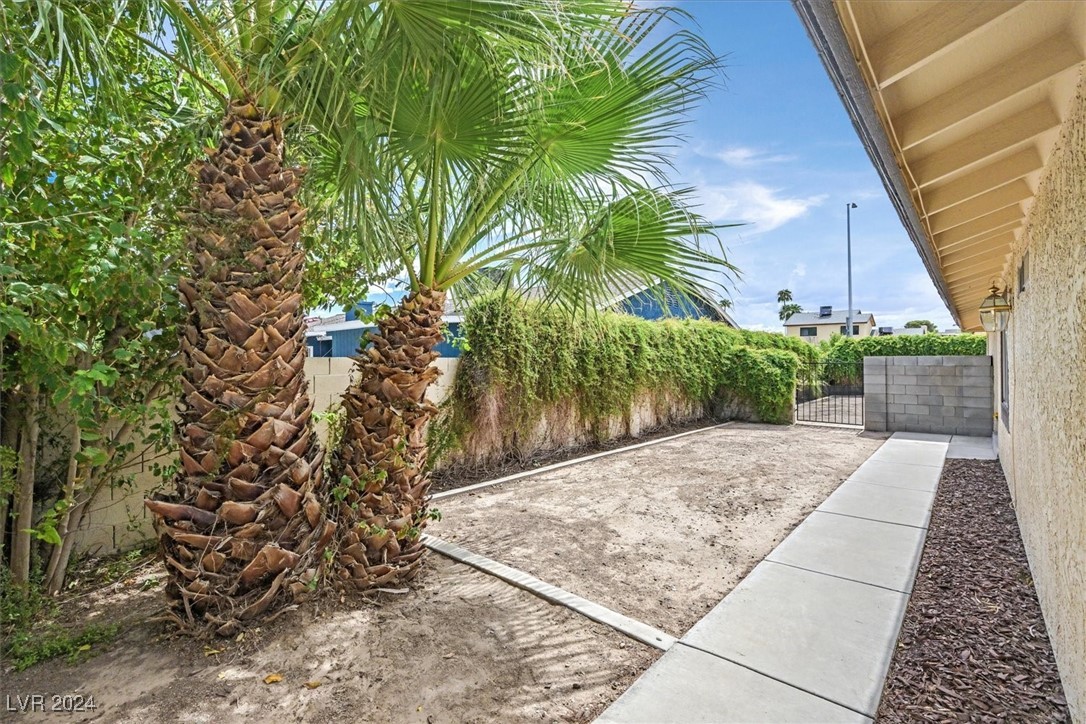 4469 Live Oak Drive 0