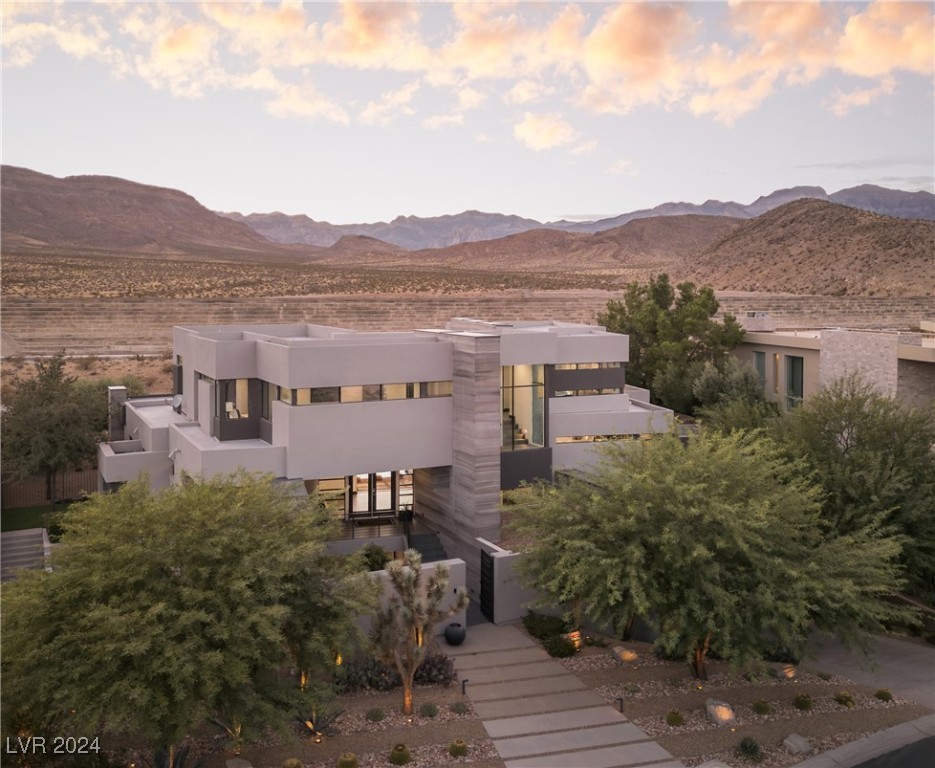 19 Morning Glow Lane