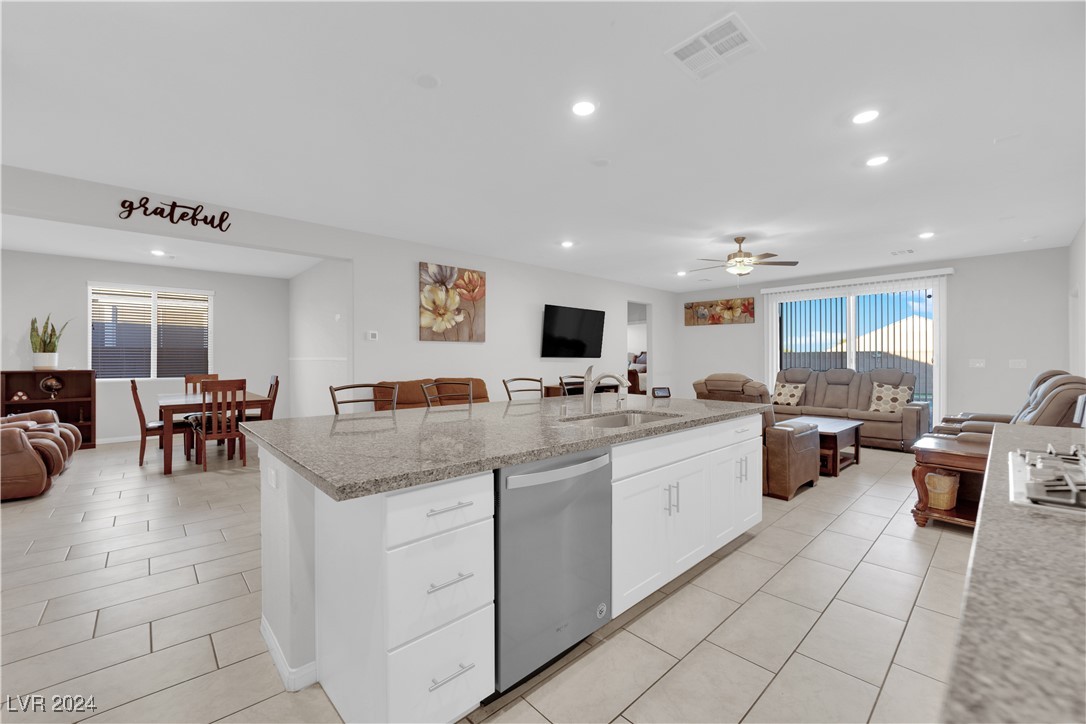 4280 Plumeria Mist Street