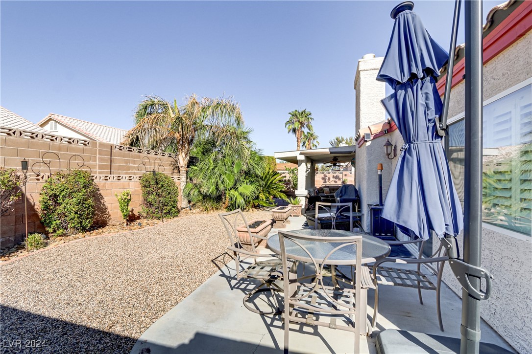 934 Centaur Avenue