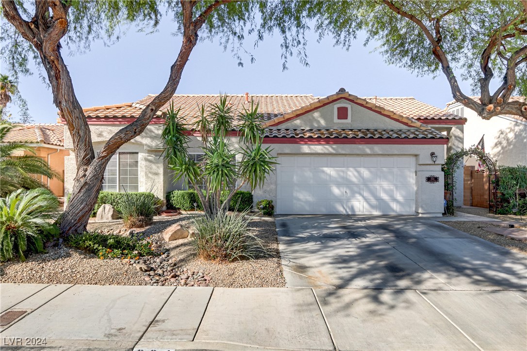 934 Centaur Avenue