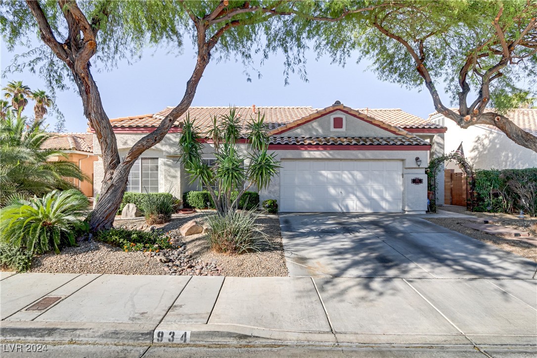 934 Centaur Avenue