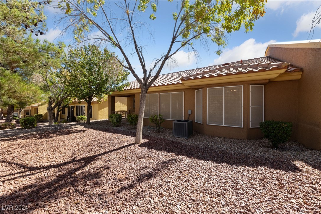 2739 Faiss Drive