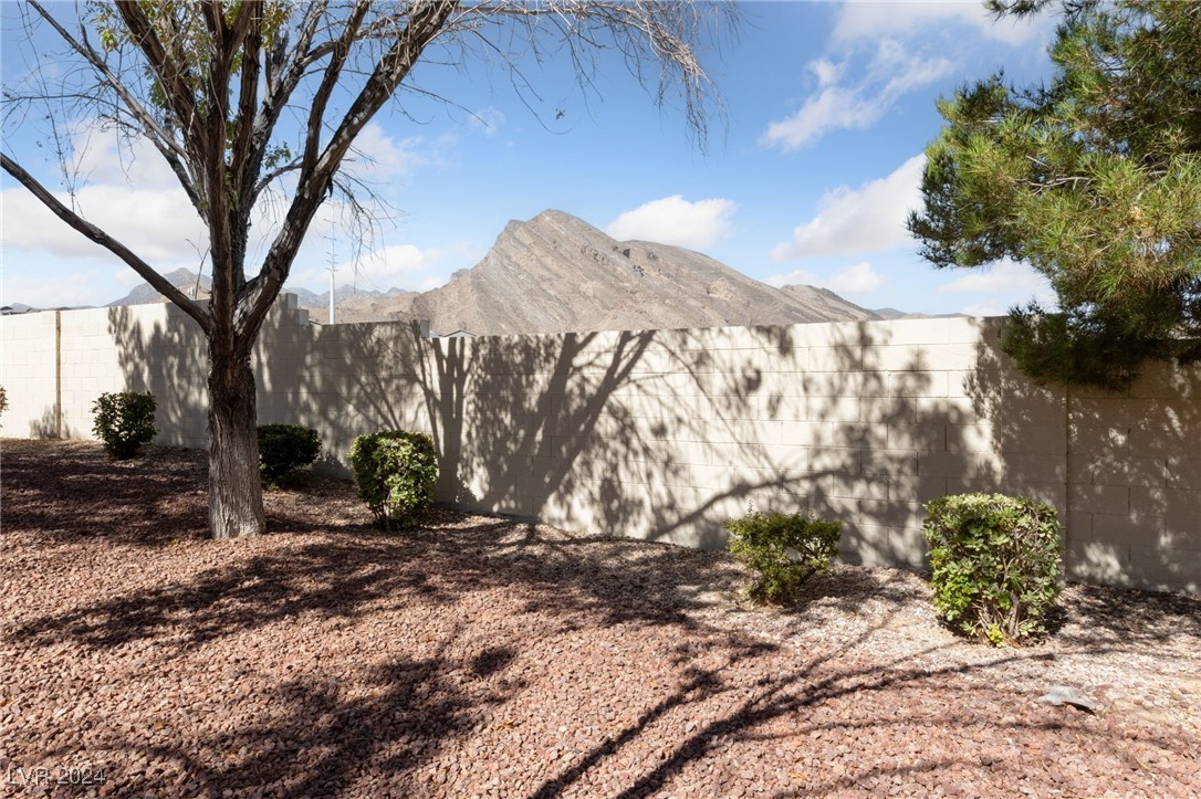 2739 Faiss Drive