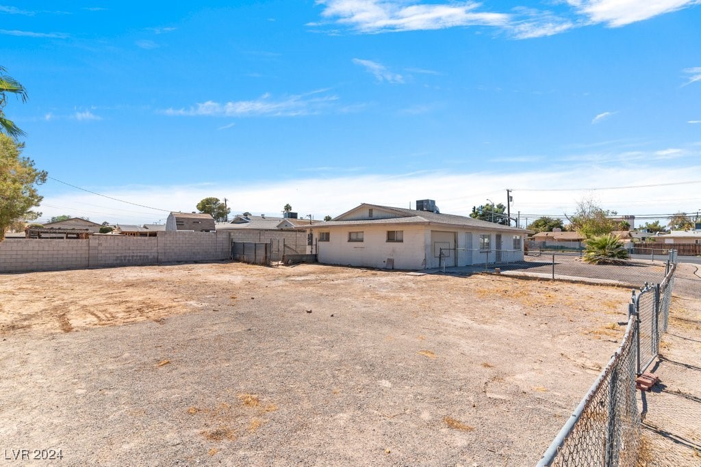 4625 Woodland Avenue