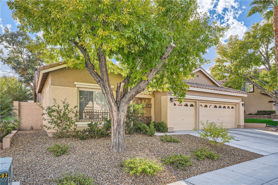 8405 Willow Point Court