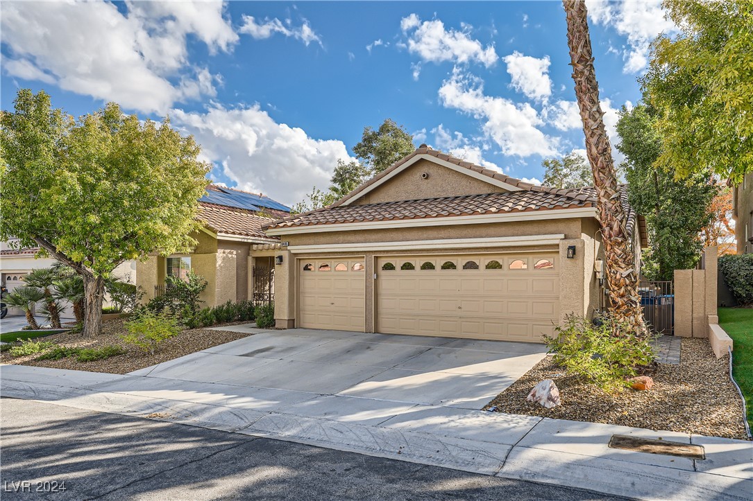 8405 Willow Point Court