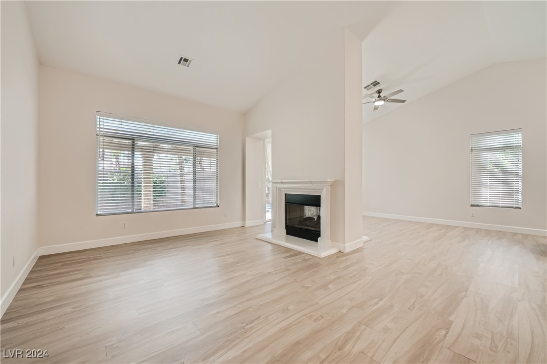 8405 Willow Point Court