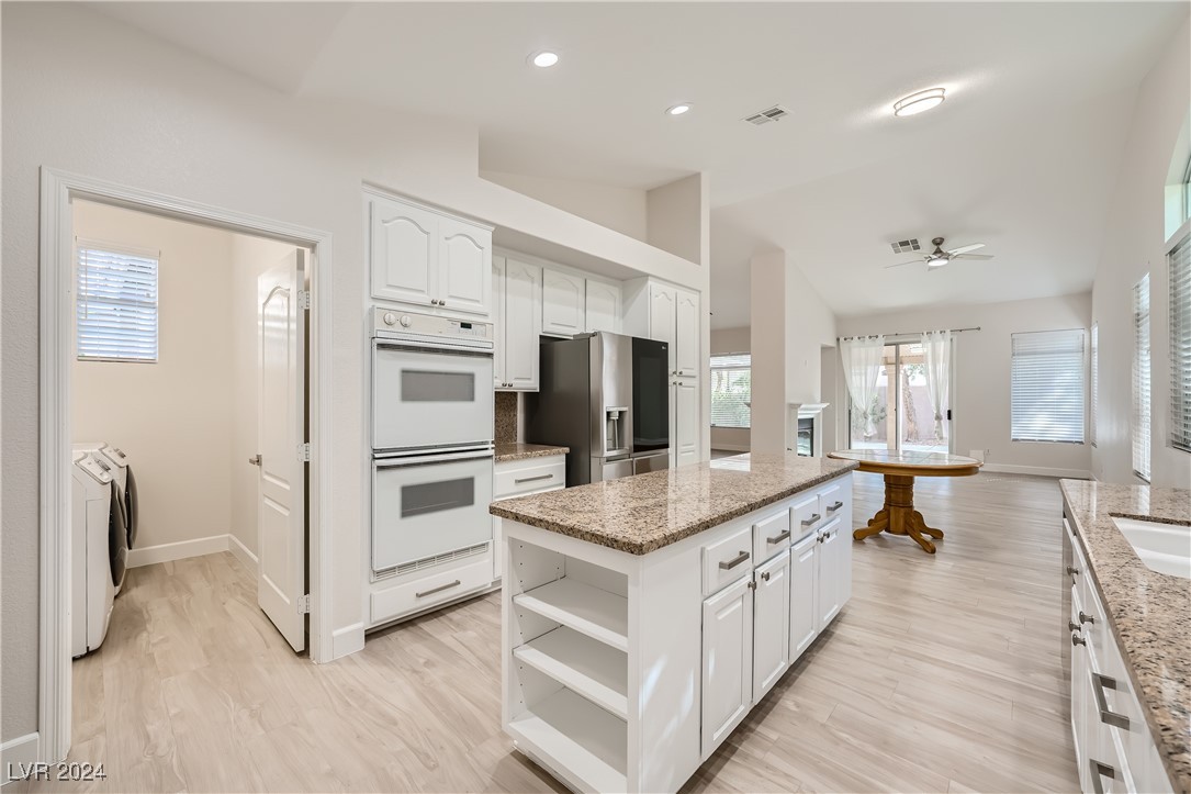 8405 Willow Point Court