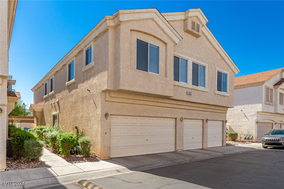 6457 Stone Dry Avenue 103