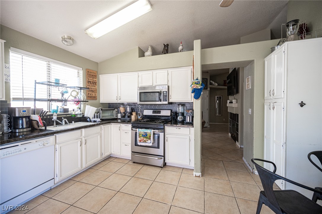 5717 Grand Entries Drive