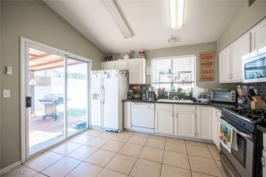 5717 Grand Entries Drive