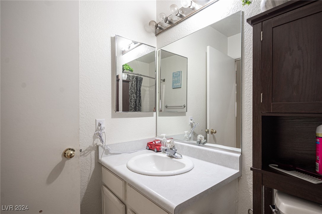 5717 Grand Entries Drive