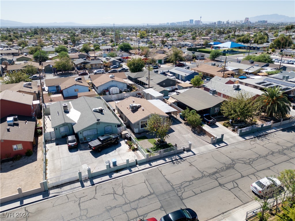 3601 East Nelson Avenue