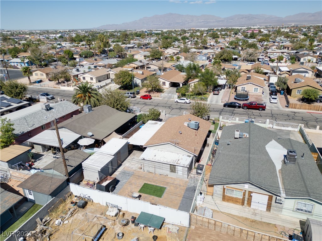 3601 East Nelson Avenue